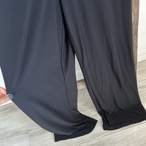 Mohito Detailed Black V-neck Wide Leg Jumpsuit Dressy Classy / Size Small - Picture 6 of 11